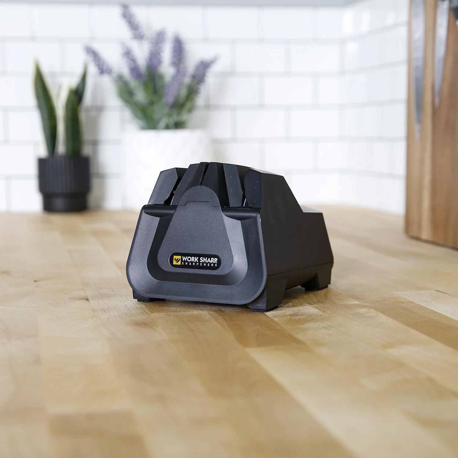 Kitchen Electric Knife Sharpener - Image 3