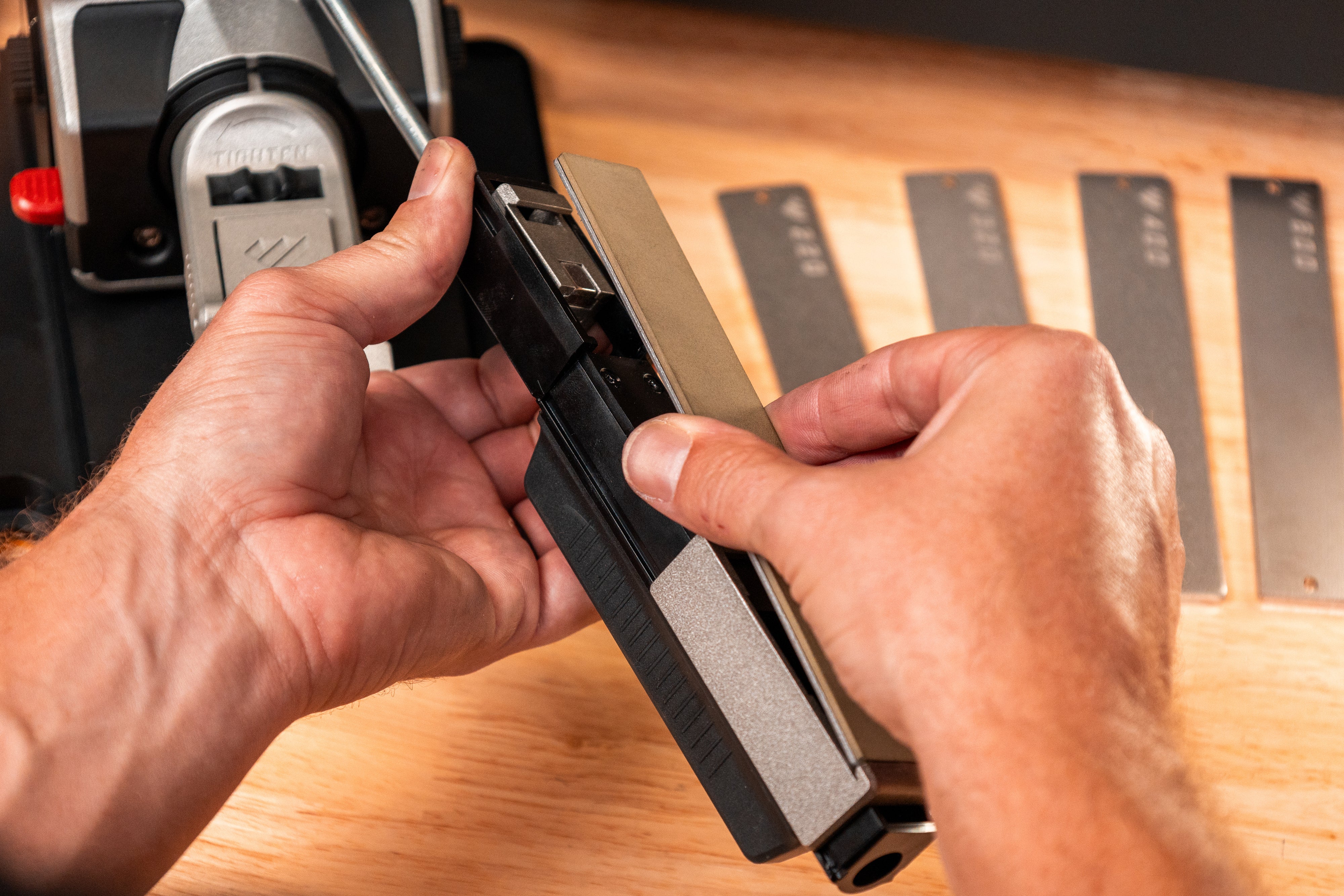 Professional Precision Adjust™ Universal Abrasive Handle - Image 3